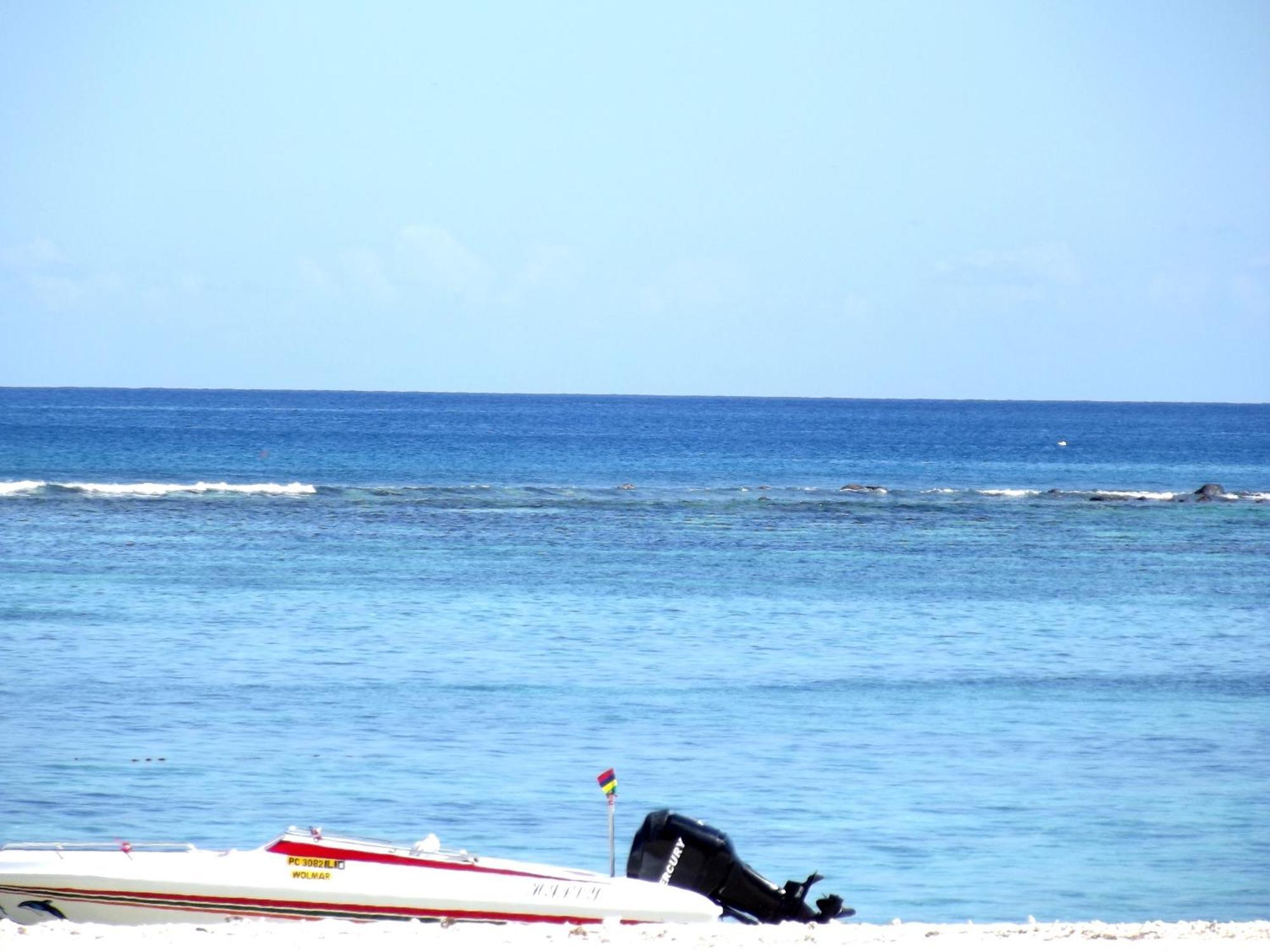 West Sand Holidays Licensed By The Tourism Authority 09926 Flic-en-Flacq Exterior foto